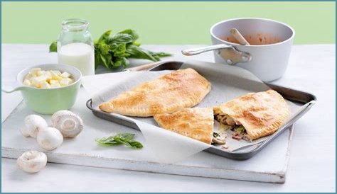 How big is a mellow mushroom calzone?